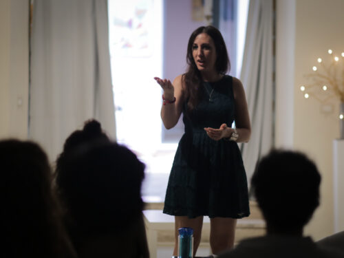 Acting in English and Efilsitra Method Acting 2023